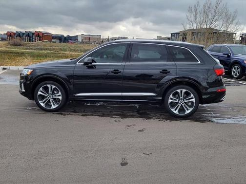 2021 Audi Q7 55 Premium Plus
