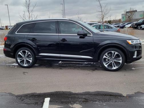2021 Audi Q7 55 Premium Plus