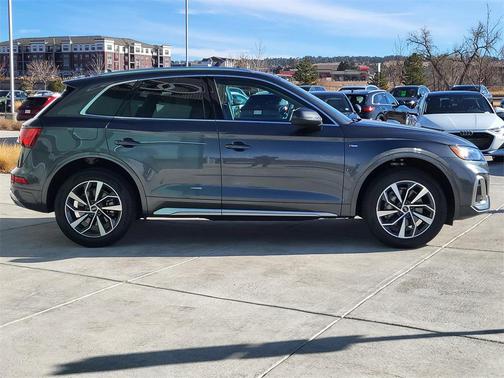 2023 Audi Q5 45 S line Premium