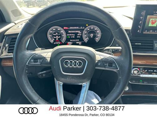 Daytona Gray Pearl Effect 2021 Audi Q5 Premium Plus 55 TFSI e quattro S tronic