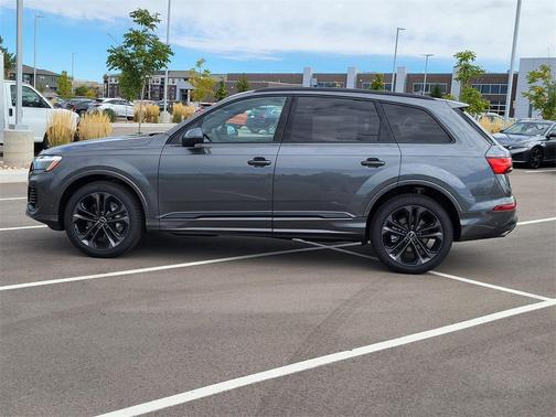 2025 Audi Q7 55 Premium Plus