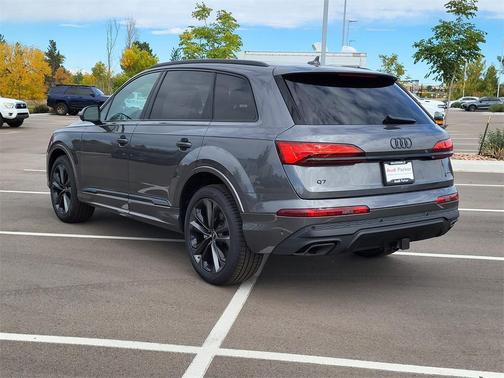 2025 Audi Q7 55 Premium Plus