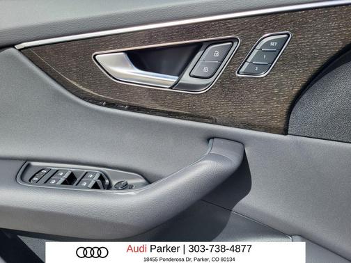 2025 Audi Q8 55 Premium