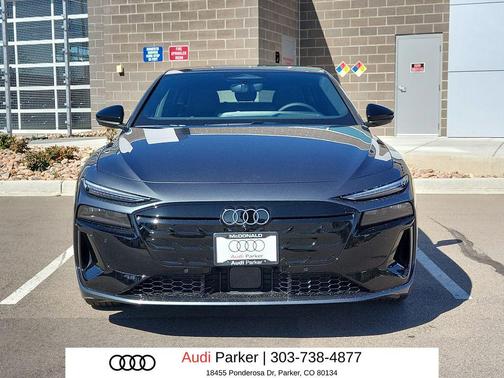 Daytona Gray Pearl Effect 2027 Audi A6 e-tron Premium Plus