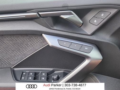 Mythos Black Metallic 2026 Audi RS 3 TFSI quattro S tronic