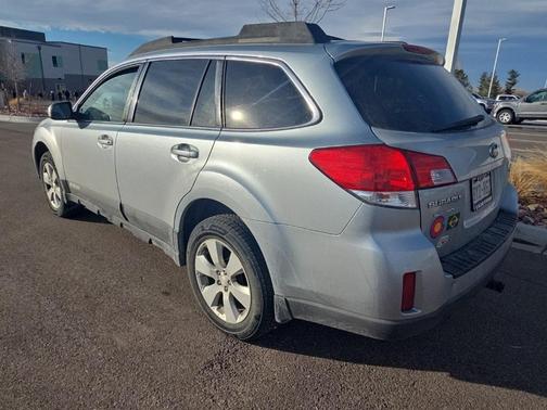 2012 Subaru Outback 2.5i Premium