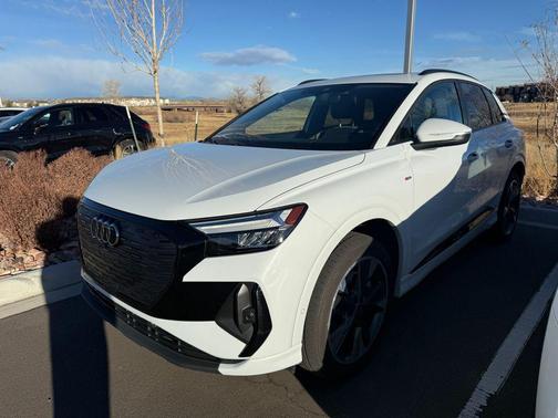 2024 Audi Q4 e-tron Premium Plus 50 quattro