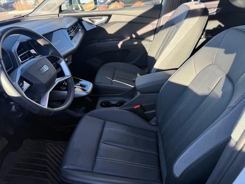 2024 Audi Q4 e-tron Premium Plus 50 quattro