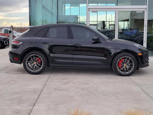 2023 Porsche Macan S