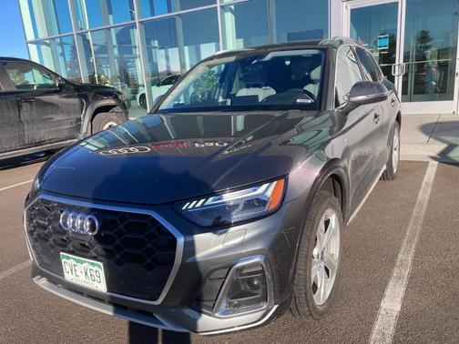 2023 Audi Q5 45 S line Prestige