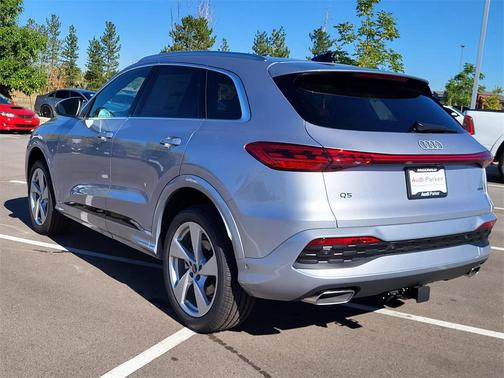 2025 Audi Q5 Premium Plus