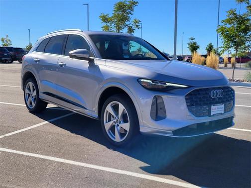 2025 Audi Q5 Premium Plus