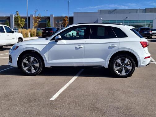 2025 Audi Q5 40 Premium
