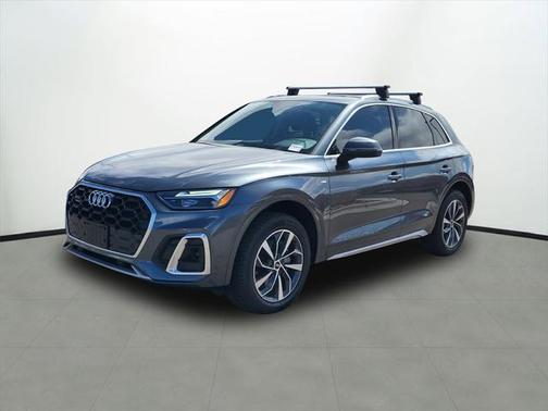 2022 Audi Q5 45 S line Premium