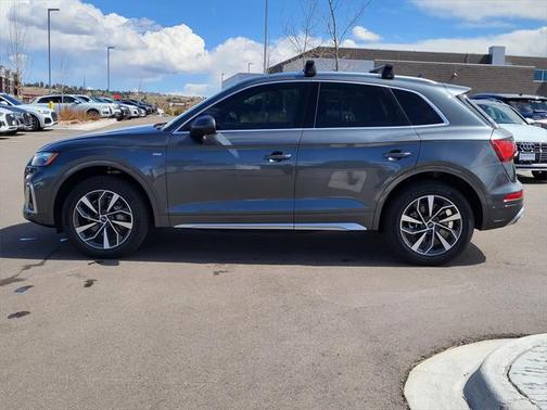 2022 Audi Q5 45 S line Premium