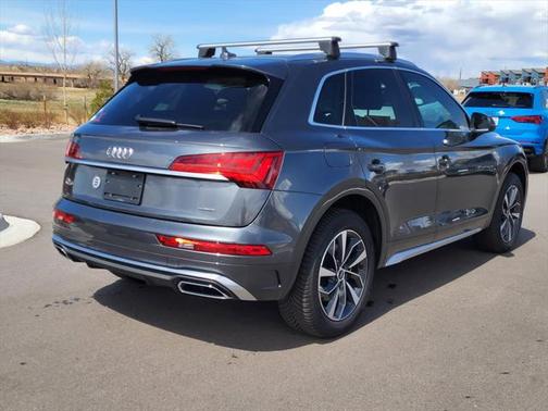 2022 Audi Q5 45 S line Premium