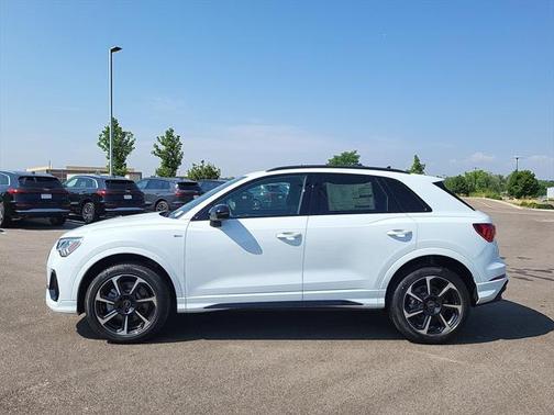 2025 Audi Q3 45 S line Premium Plus