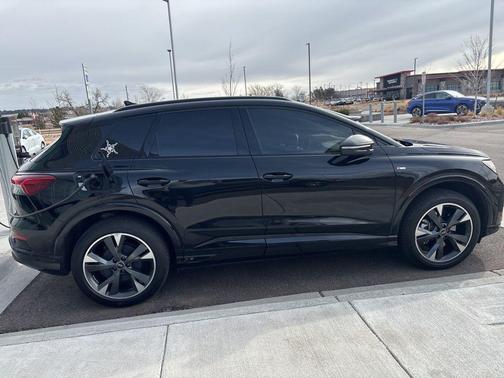 2024 Audi Q4 e-tron Premium Plus 50 quattro