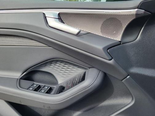 2026 Audi A6 Premium Plus quattro S tronic