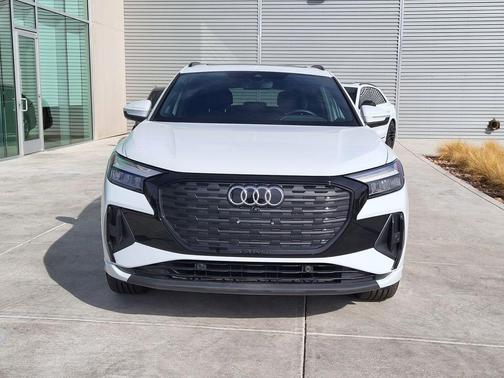 2024 Audi Q4 e-tron Premium 50 quattro