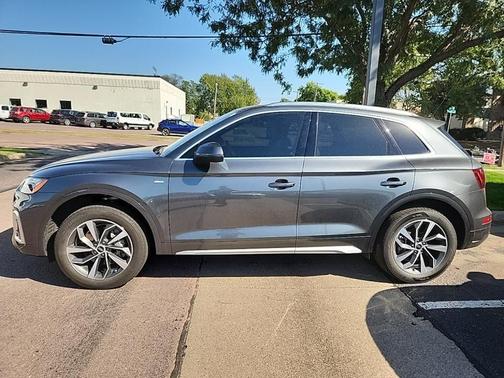 2023 Audi Q5 45 S line Premium Plus