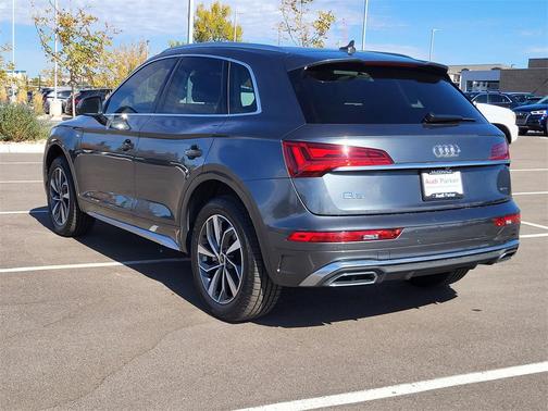 2023 Audi Q5 45 S line Premium Plus