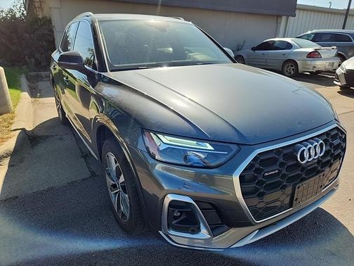 2023 Audi Q5 45 S line Premium Plus