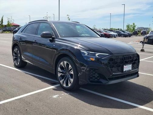2025 Audi Q8 55 Prestige