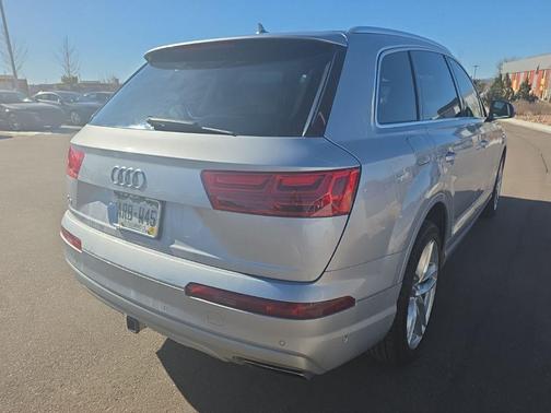 2019 Audi Q7 55 Premium Plus