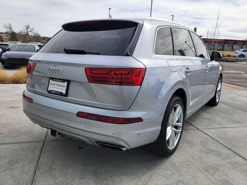 2019 Audi Q7 55 Premium Plus