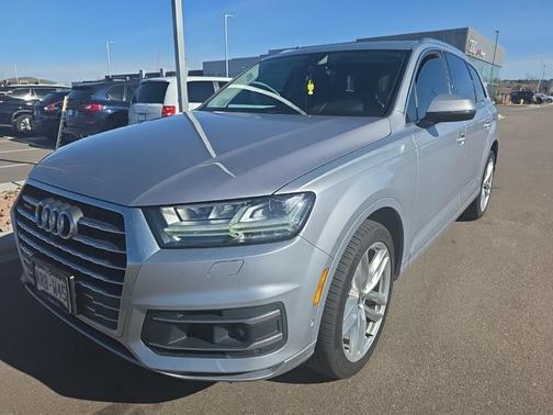 2019 Audi Q7 55 Premium Plus