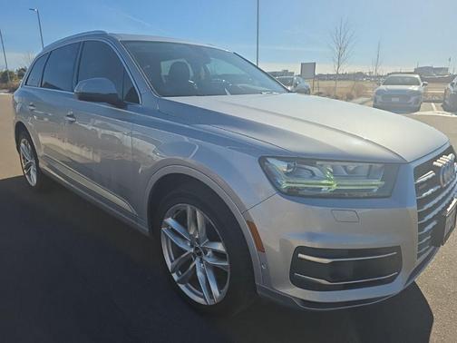 2019 Audi Q7 55 Premium Plus