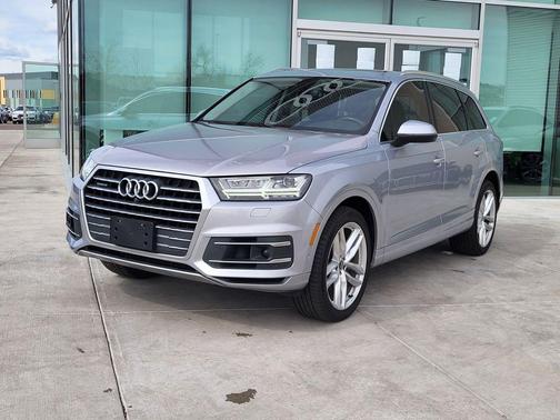 2019 Audi Q7 55 Premium Plus
