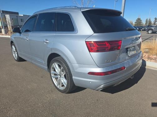 2019 Audi Q7 55 Premium Plus