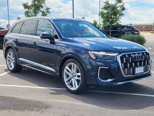 2025 Audi Q7 55 Premium Plus