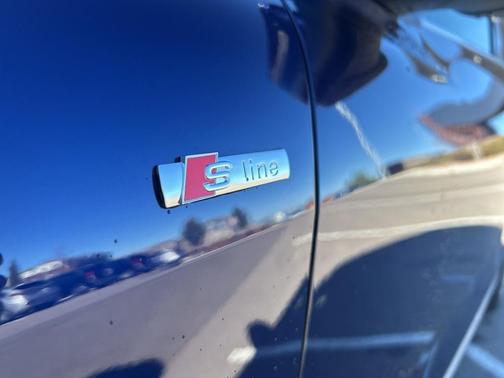 2023 Audi Q4 e-tron Premium Plus 50 quattro