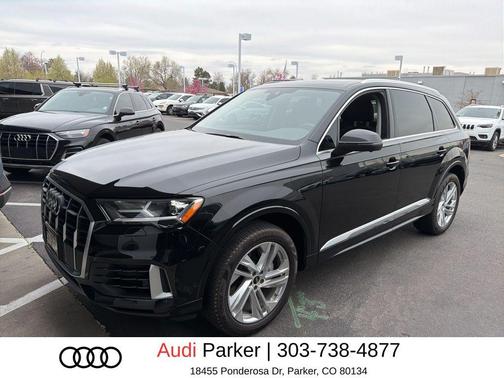 Mythos Black Metallic 2022 Audi Q7 55 Premium