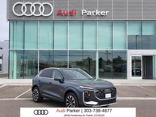 Daytona Gray Pearl Effect 2026 Audi Q3 S line