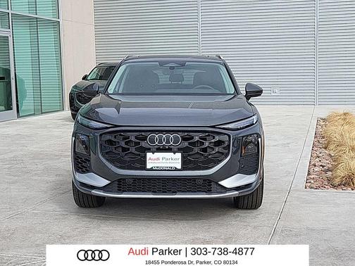 Daytona Gray Pearl Effect 2026 Audi Q3 S line