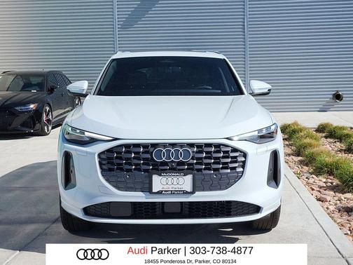 Glacier White Metallic 2026 Audi Q5 Premium Plus TFSI quattro S tronic