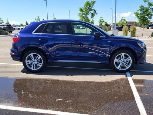 2022 Audi Q3 45 S line Premium