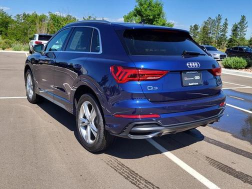 2022 Audi Q3 45 S line Premium