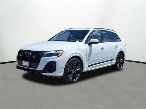 2025 Audi Q7 55 Premium Plus