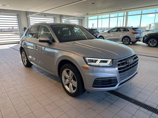 Silver Metallic 2018 Audi Q5 2.0T Premium Plus