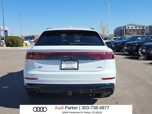 Glacier White Metallic 2026 Audi Q8 55 Premium Plus