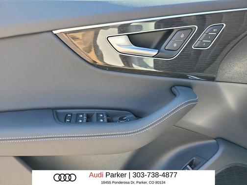 Glacier White Metallic 2026 Audi Q8 55 Premium Plus
