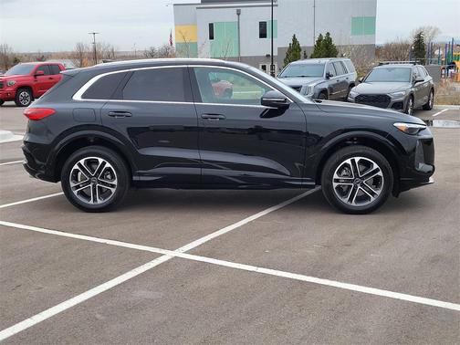 2025 Audi Q5 Premium Plus TFSI quattro S tronic