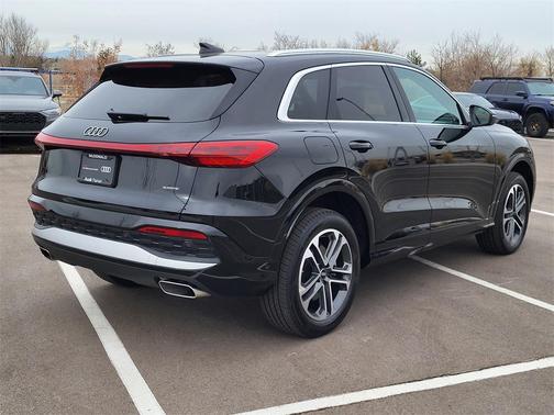 2025 Audi Q5 Premium Plus TFSI quattro S tronic