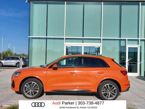 Pulse Orange 2025 Audi Q3 Premium 45 TFSI S line quattro Tiptronic