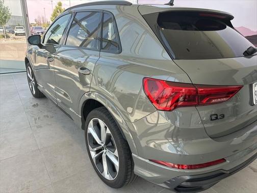 2022 Audi Q3 45 S line Premium Plus